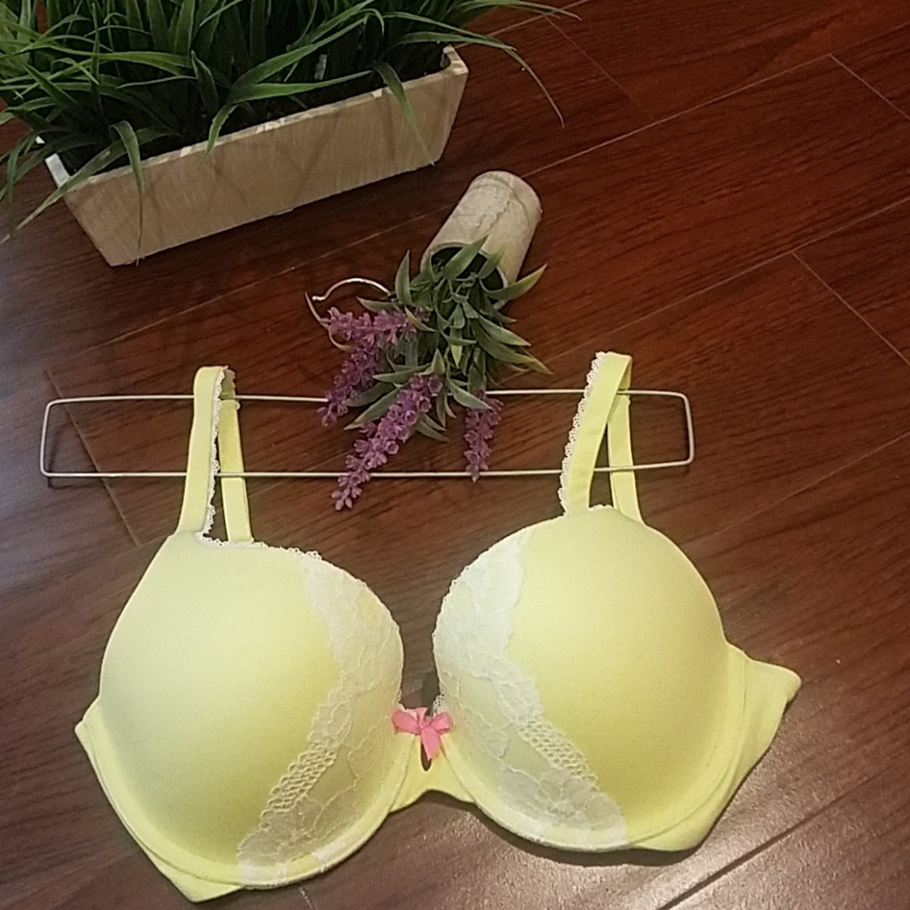 VS Bra